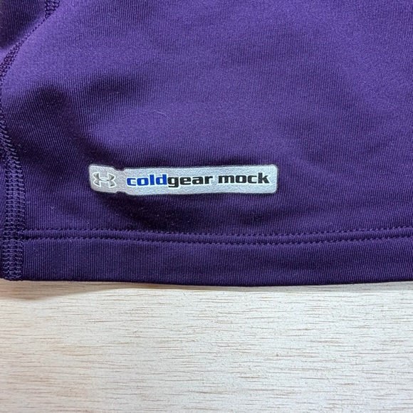 Under Armour Cold Gear Mock Turtleneck Shirt Women’s Medium Purple Compression - Picture 2 of 7